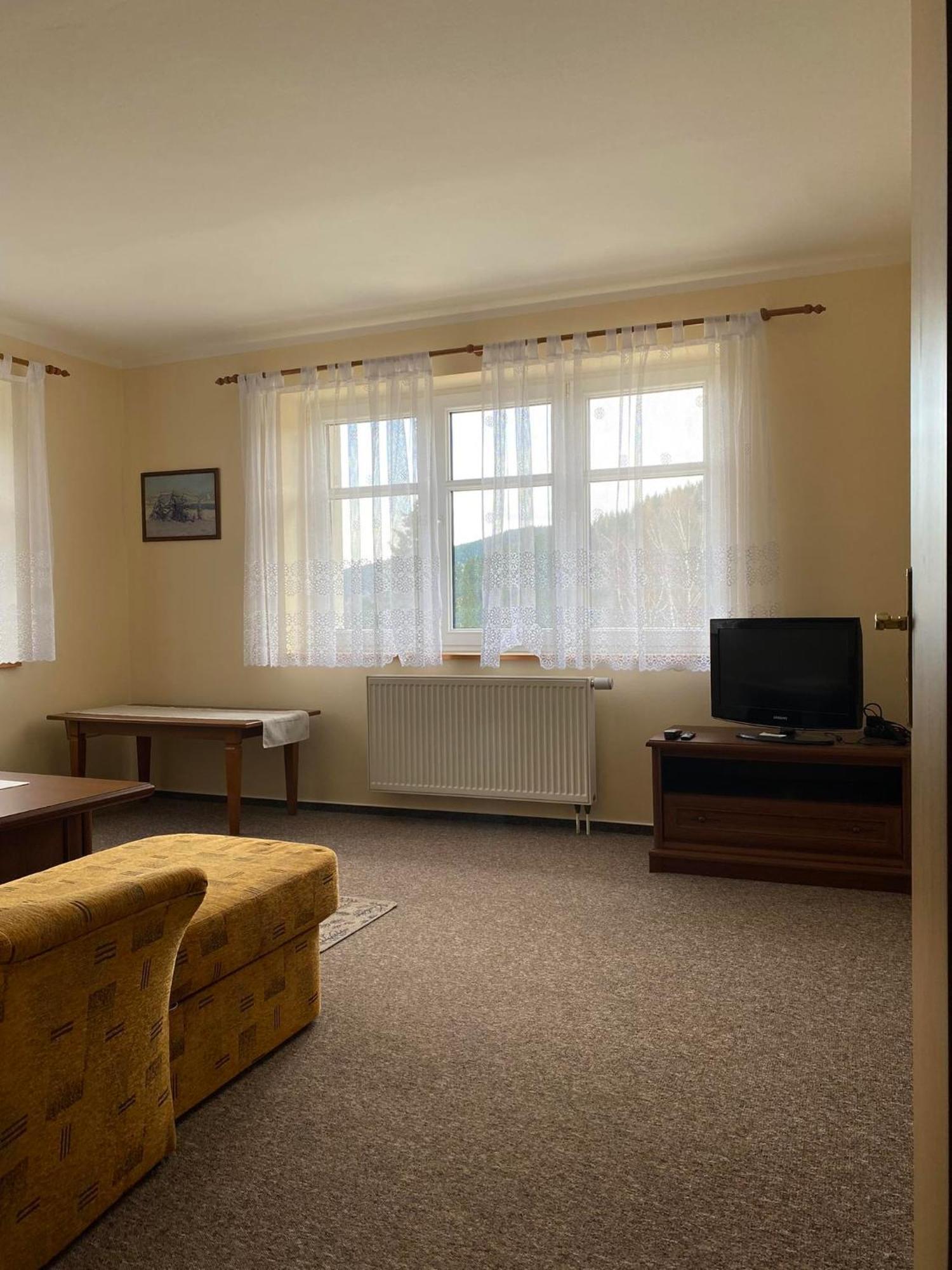 Apartment Okolo Pece Pec pod Sněžkou Zewnętrze zdjęcie