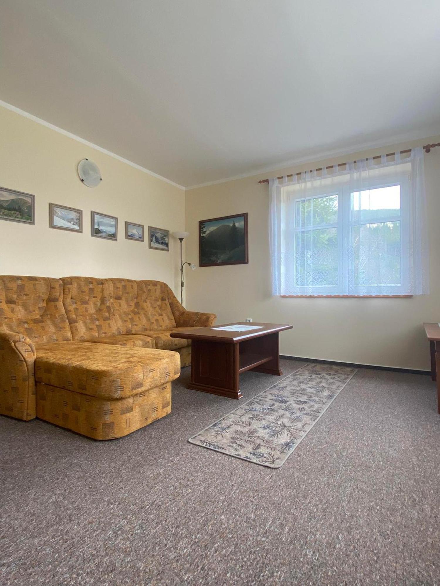 Apartment Okolo Pece Pec pod Sněžkou Zewnętrze zdjęcie
